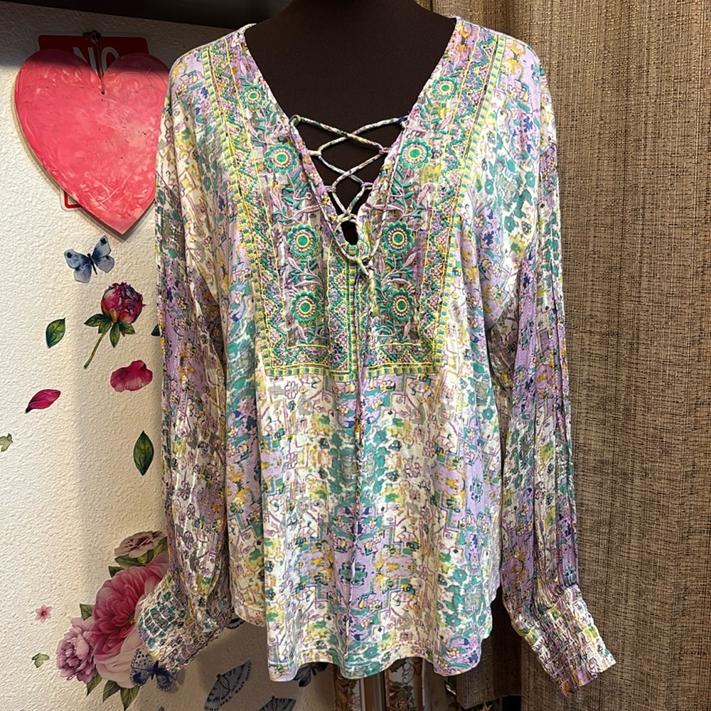 Anthropologie lavender and green floral tie front long bishop sleeve top. Size M